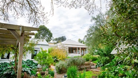 Eltham Living & Learning hub