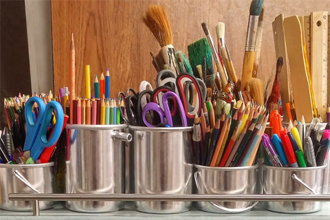 Art supplies